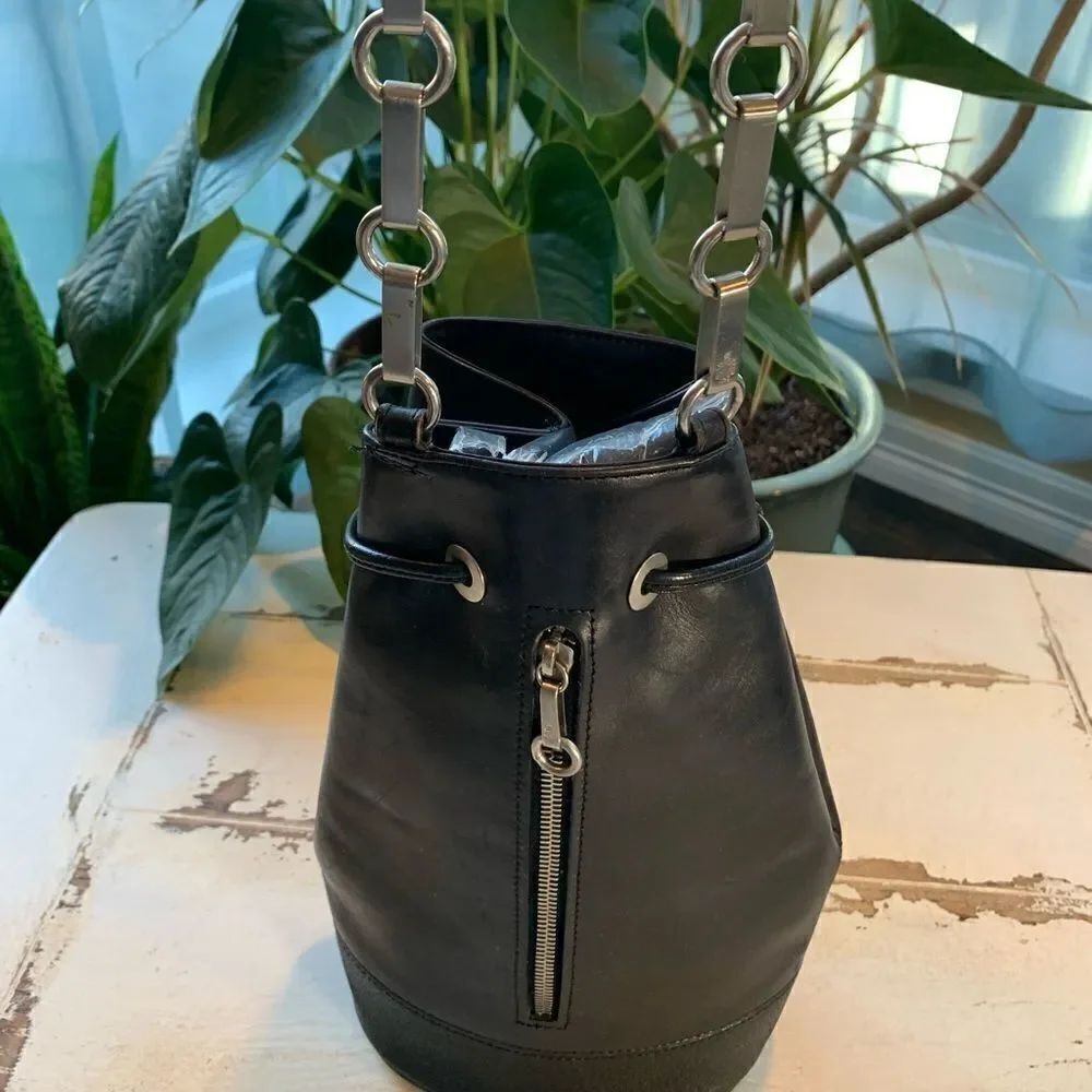 Vintage Mark Cross New York Black leather Crossbody purse - Picture 12 of 14